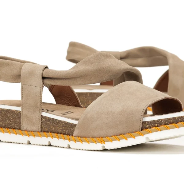 Cheap Fluchos SPORT D9324 Sandalia Taupe